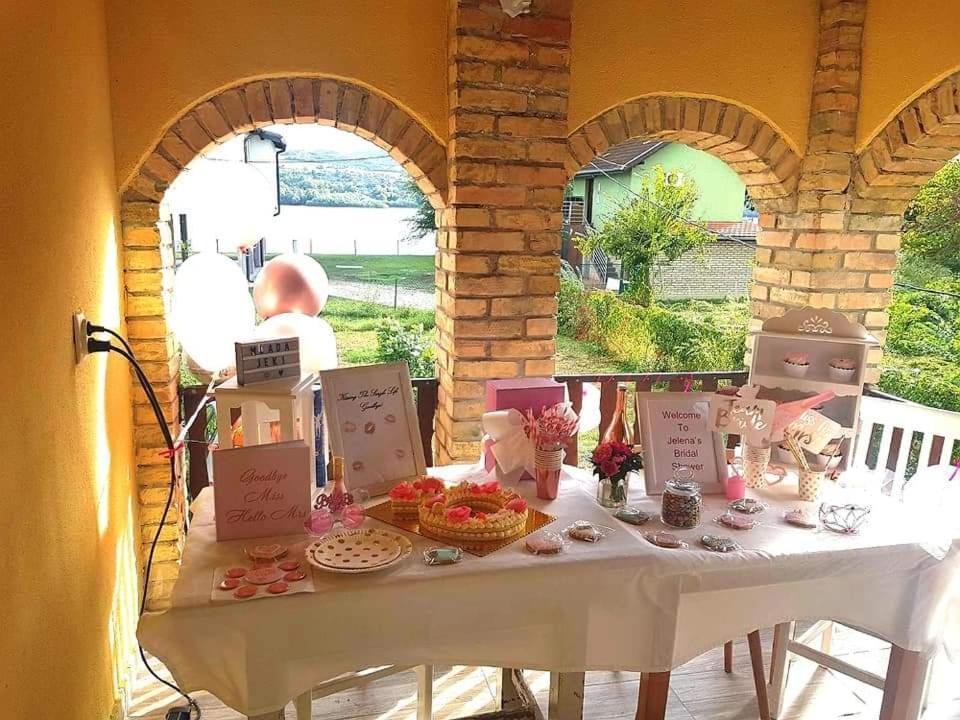 فيلا Danube Fairy Futog المظهر الخارجي الصورة