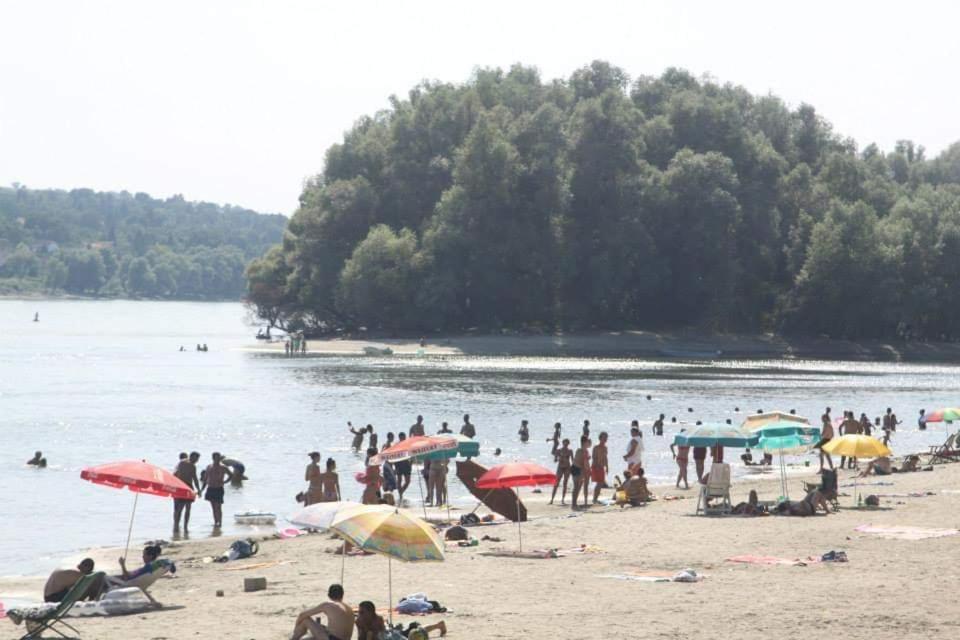 فيلا Danube Fairy Futog المظهر الخارجي الصورة